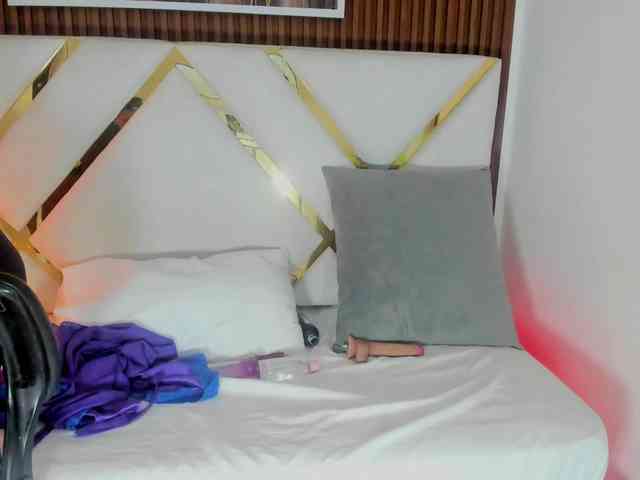 Slutty-Sucker webcam