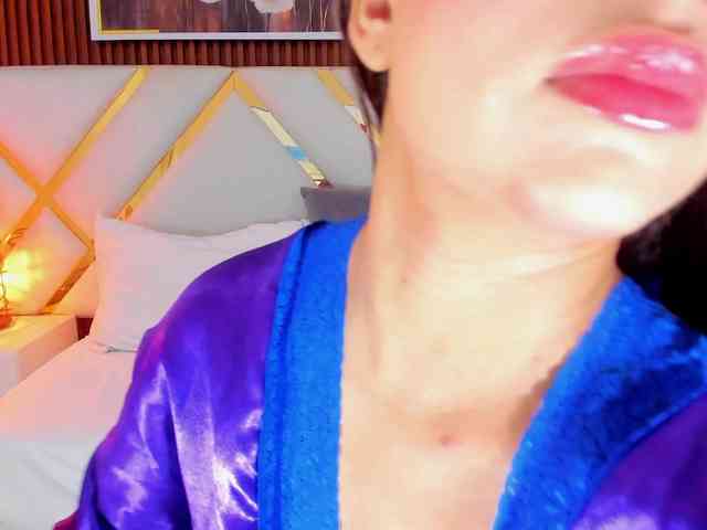 Slutty-Sucker webcam