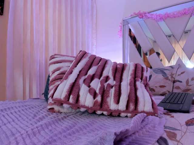 candy-skyy live cam on BongaCams