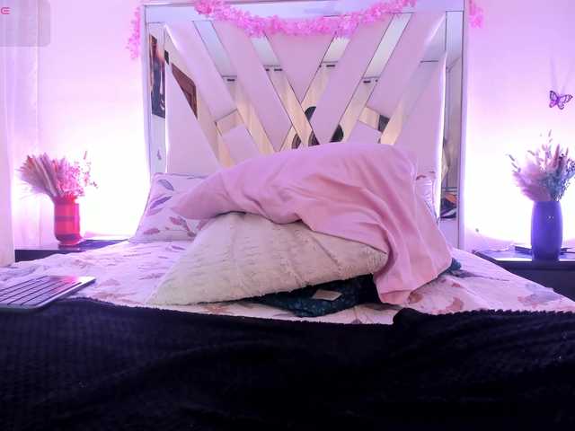 candy-skyy live cam on BongaCams