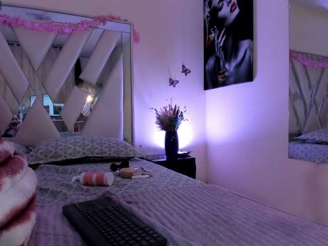 candy-skyy live cam on BongaCams