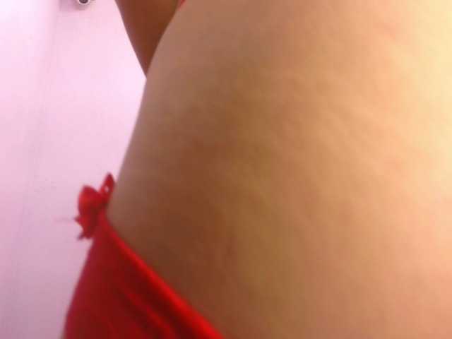 Valeriacute18's BongaCams show and profile