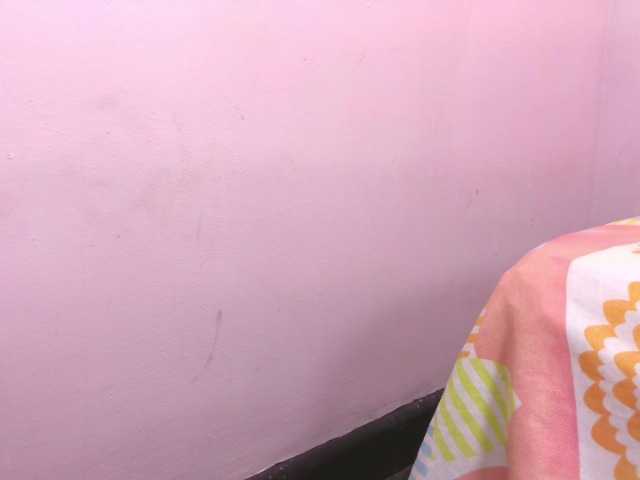 Valeriacute18's BongaCams show and profile