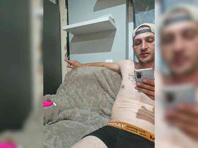 VelvetMaskDuo webcam