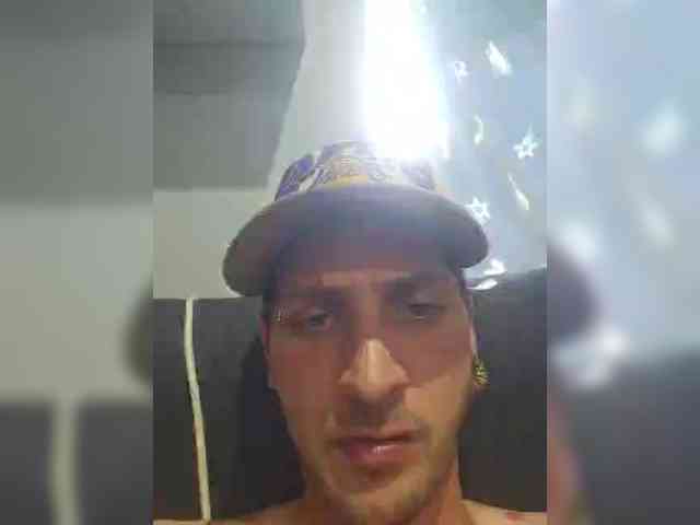 VelvetMaskDuo webcam