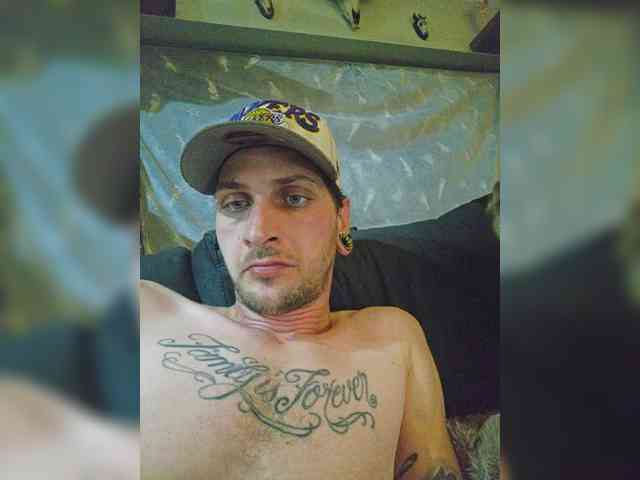 DaddyandHisDoll webcam