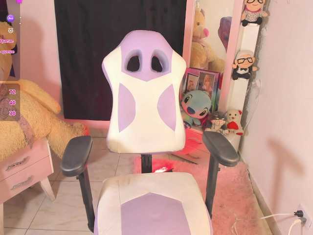 ashleyy-art11 live webcam show