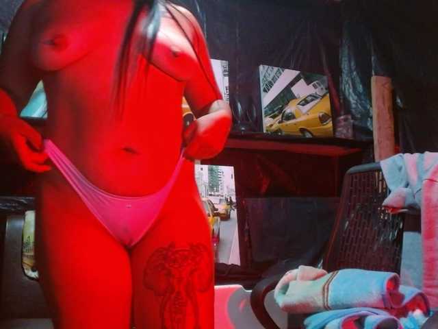 Megan-foxyx1 live cam on BongaCams