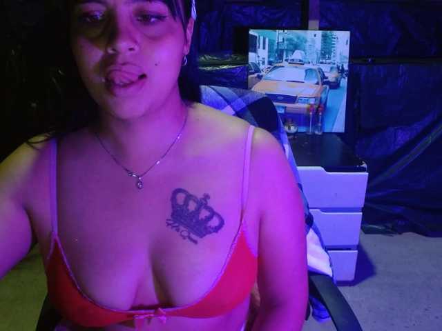 Megan-foxyx1 live cam on BongaCams