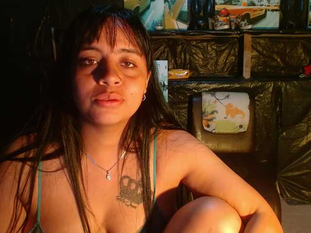 Megan-foxyx1 live cam on BongaCams
