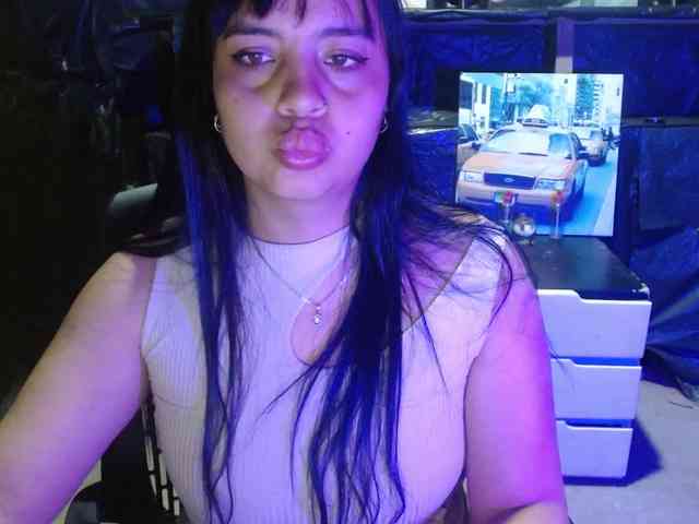 Megan-foxyx1 webcam