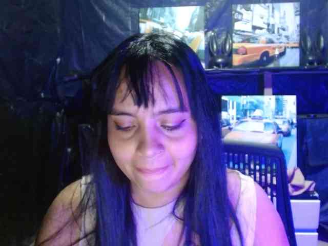 Megan-foxyx1 webcam
