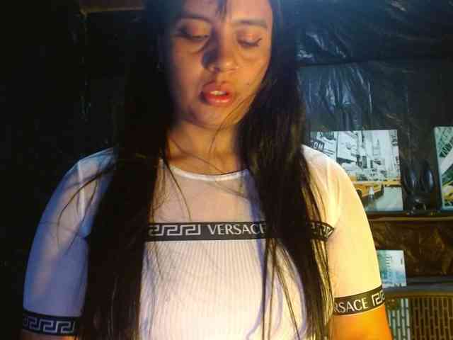 Megan-foxyx1 webcam