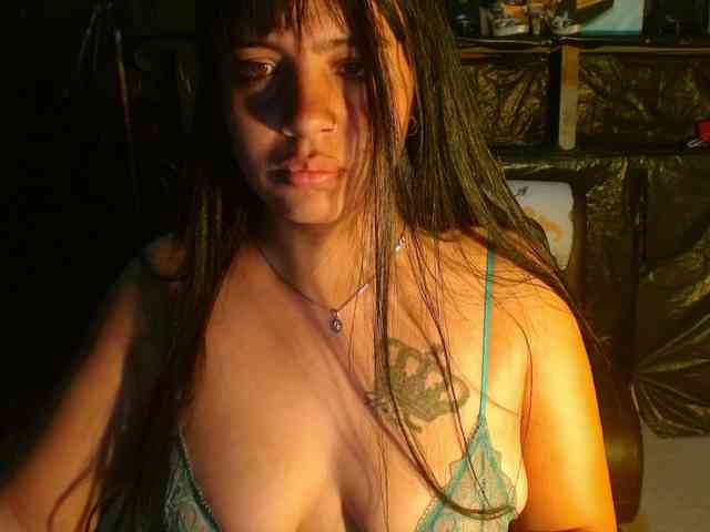 Megan-foxyx1 webcam