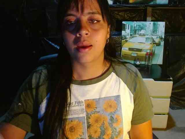 Megan-foxyx1 webcam