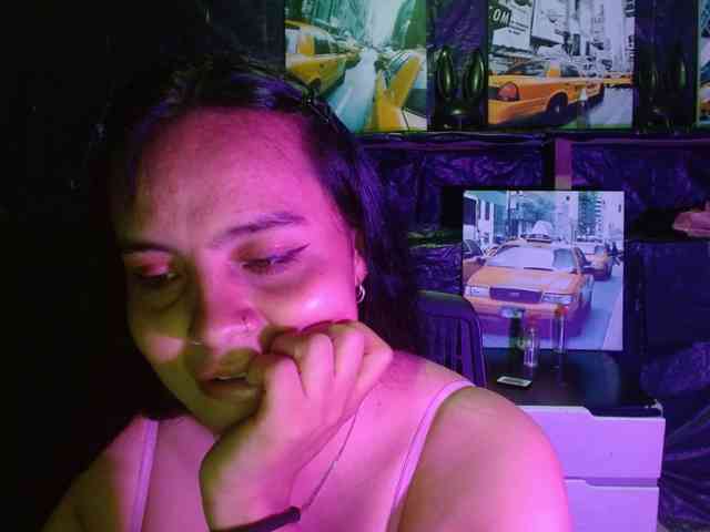 Megan-foxyx1 webcam