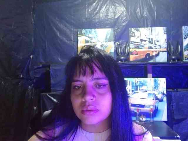 Megan-foxyx1 webcam