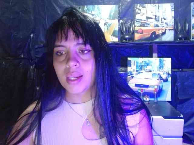 Megan-foxyx1 webcam