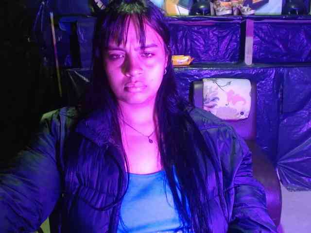 Megan-foxyx1 webcam
