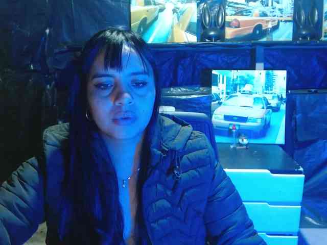 Megan-foxyx1's live stream