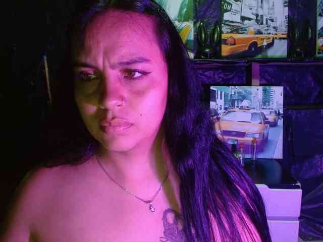 Megan-foxyx1 webcam