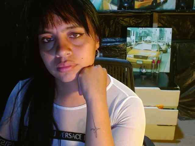 Megan-foxyx1 webcam