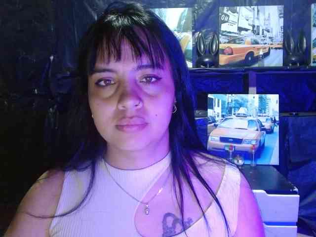 Megan-foxyx1 webcam