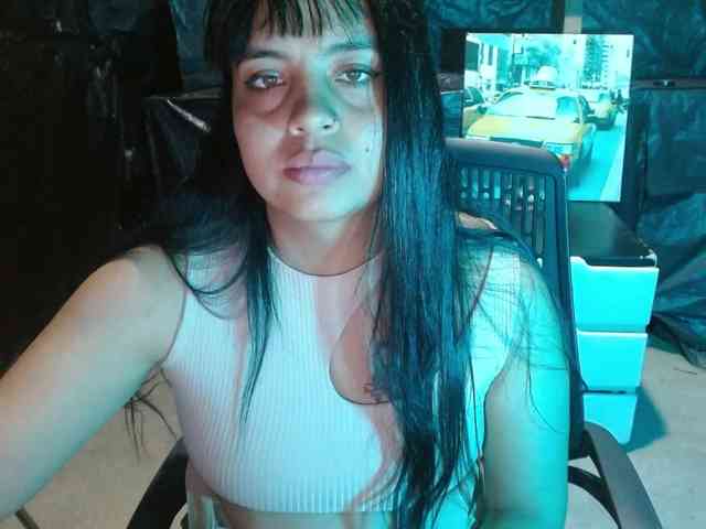 Megan-foxyx1 webcam