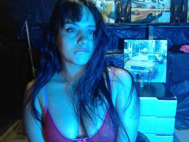 Megan-foxyx1 webcam