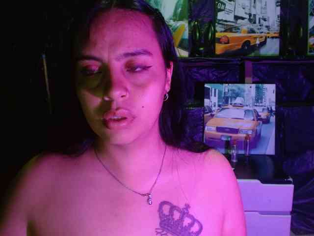 Megan-foxyx1 webcam
