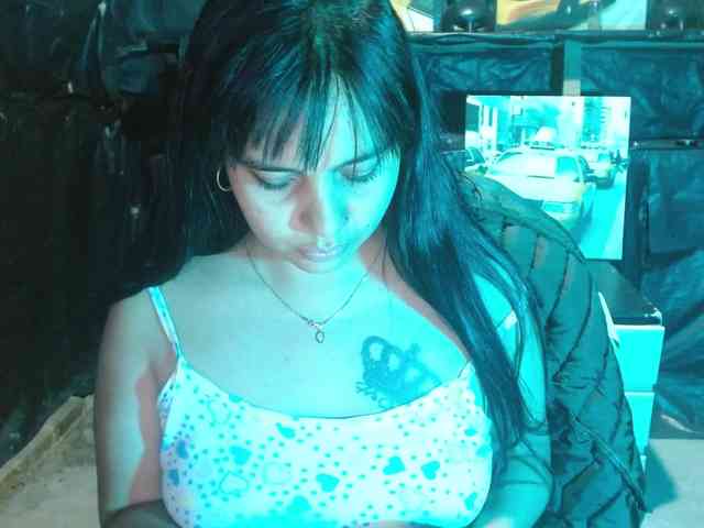 Megan-foxyx1 webcam