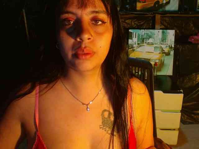 Megan-foxyx1 webcam