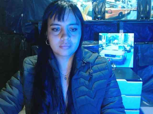Megan-foxyx1 webcam
