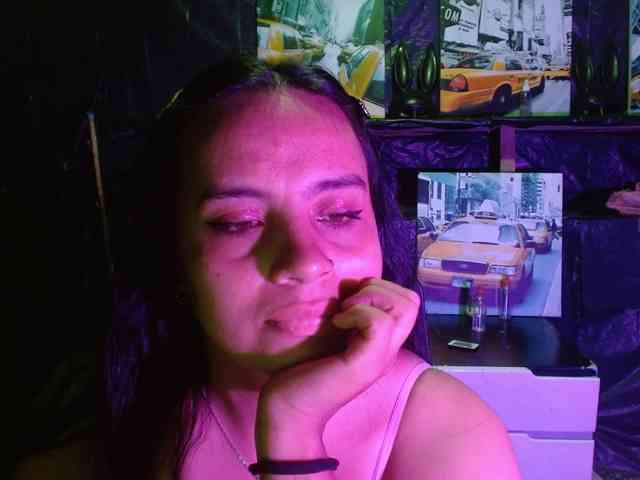 Megan-foxyx1 webcam