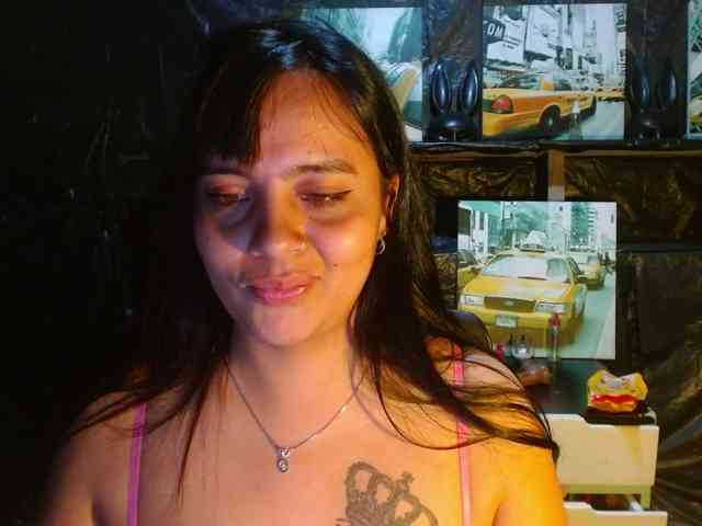 Megan-foxyx1 webcam