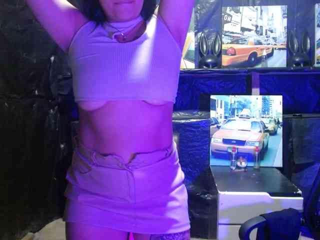 Megan-foxyx1 webcam