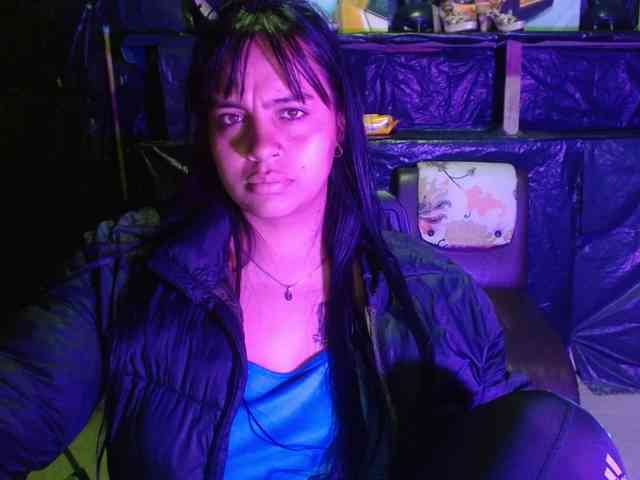 Megan-foxyx1 webcam