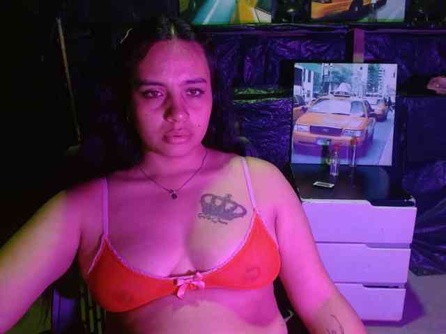 Megan-foxyx1 webcam