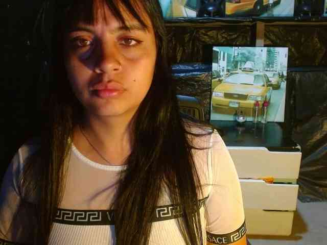 Megan-foxyx1 webcam