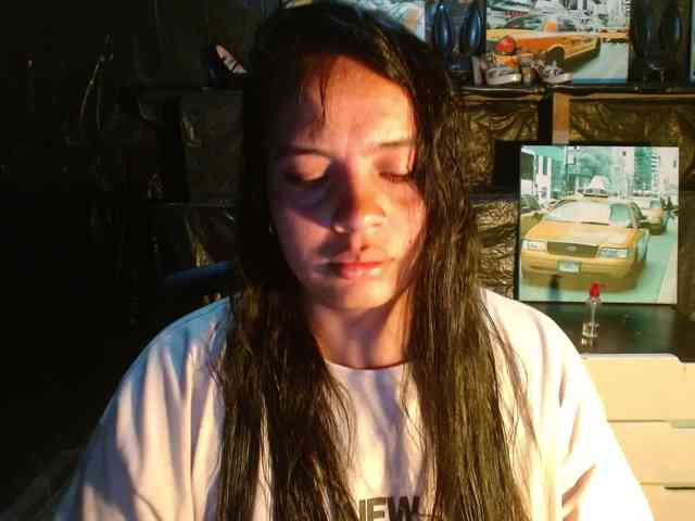 Megan-foxyx1 webcam