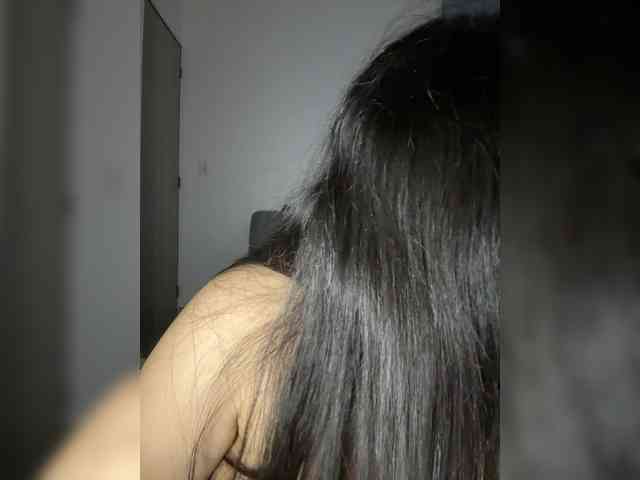 DarkVelvetMuse webcam