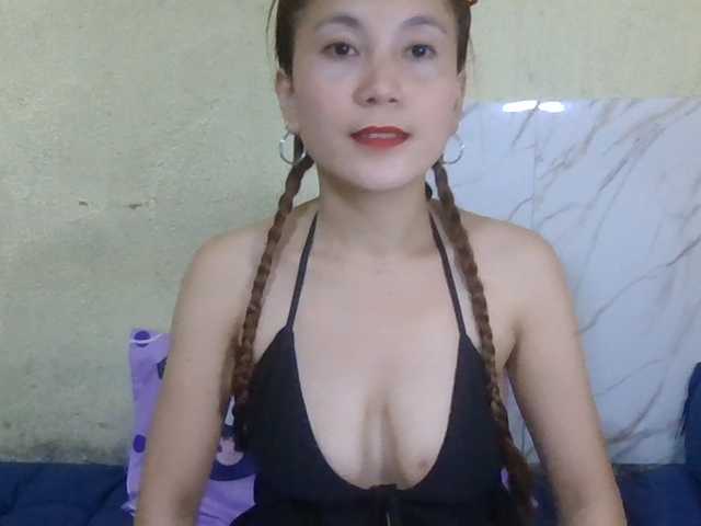 Stephanie215 live cam on BongaCams