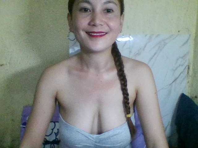 Stephanie215 live cam on BongaCams