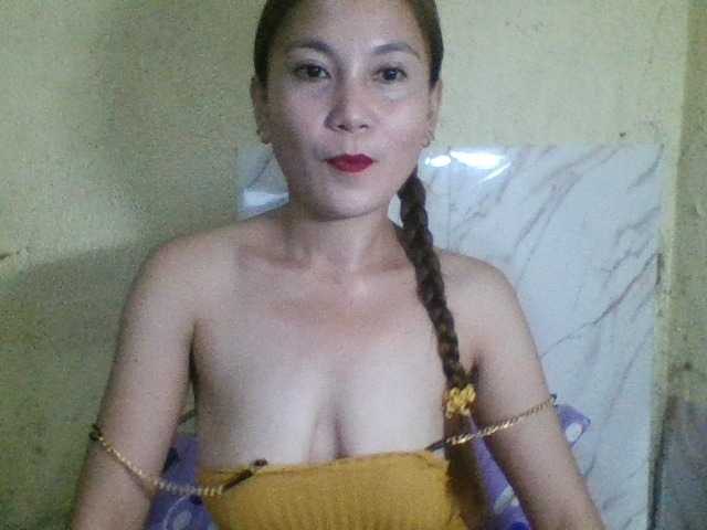 Stephanie215