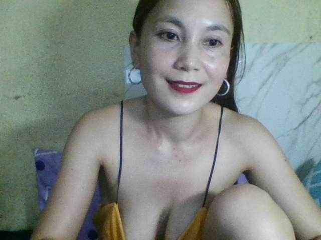 Stephanie215 live cam on BongaCams
