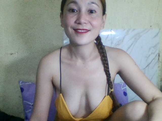 Stephanie215 live cam on BongaCams