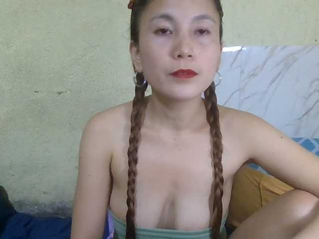 Stephanie215 live cam on BongaCams