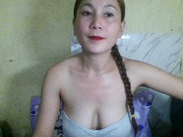 Stephanie215 live cam on BongaCams