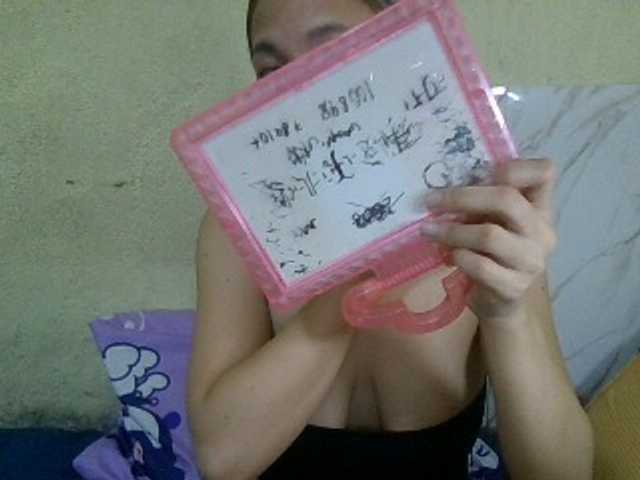 Stephanie215