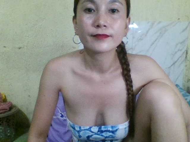 Stephanie215 live cam on BongaCams